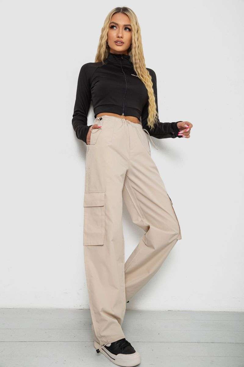 цвет светло-бежевый