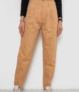 Джинсы женские, цвет темно-бежевый, 250R1574