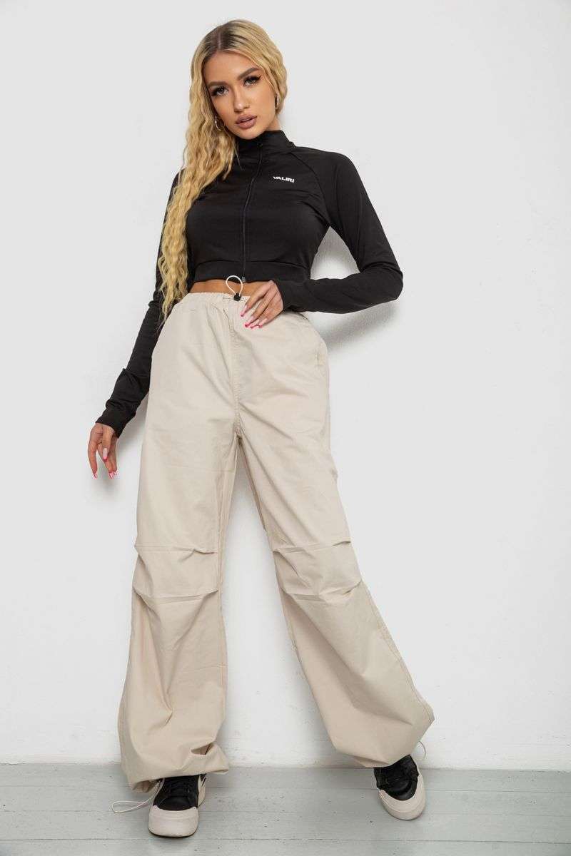 цвет светло-бежевый