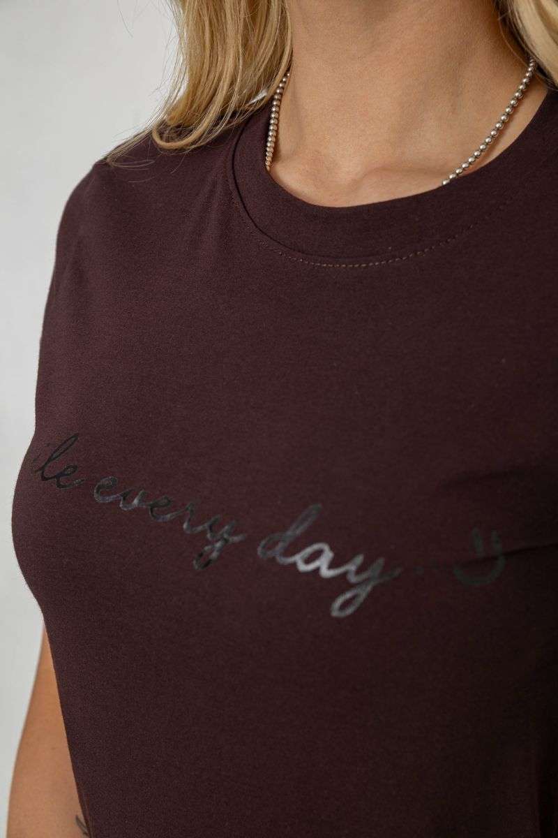 Футболка женская с принтом, цвет шоколадный, 241R130 — изображение 5