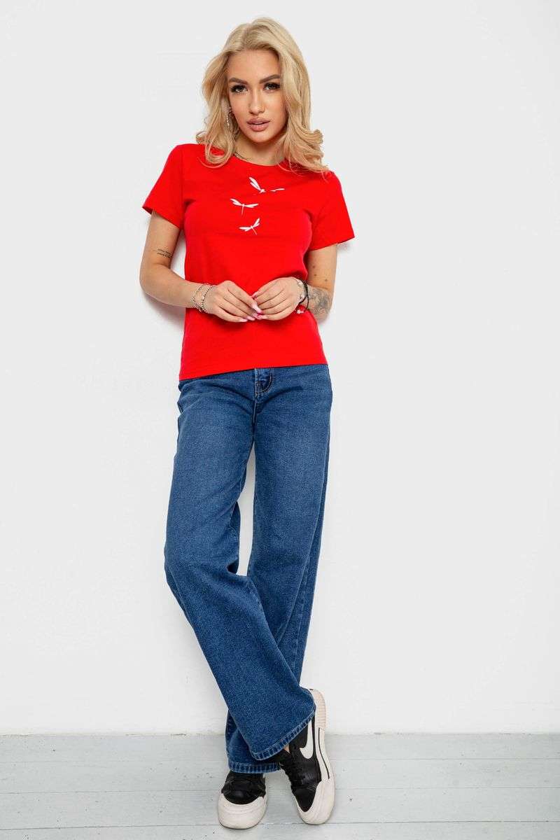 цвет красный