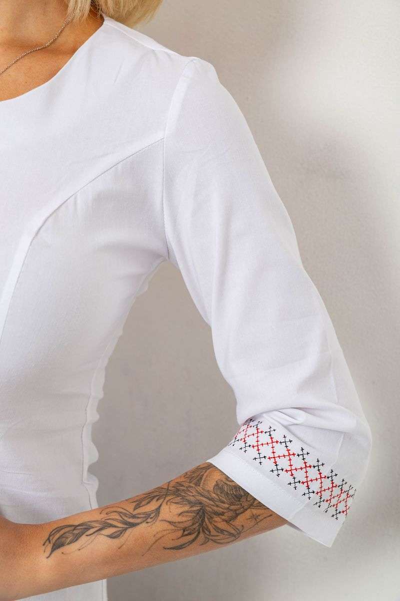 Блуза классическая с вышивкой, цвет белый, 230R03-1 — изображение 5