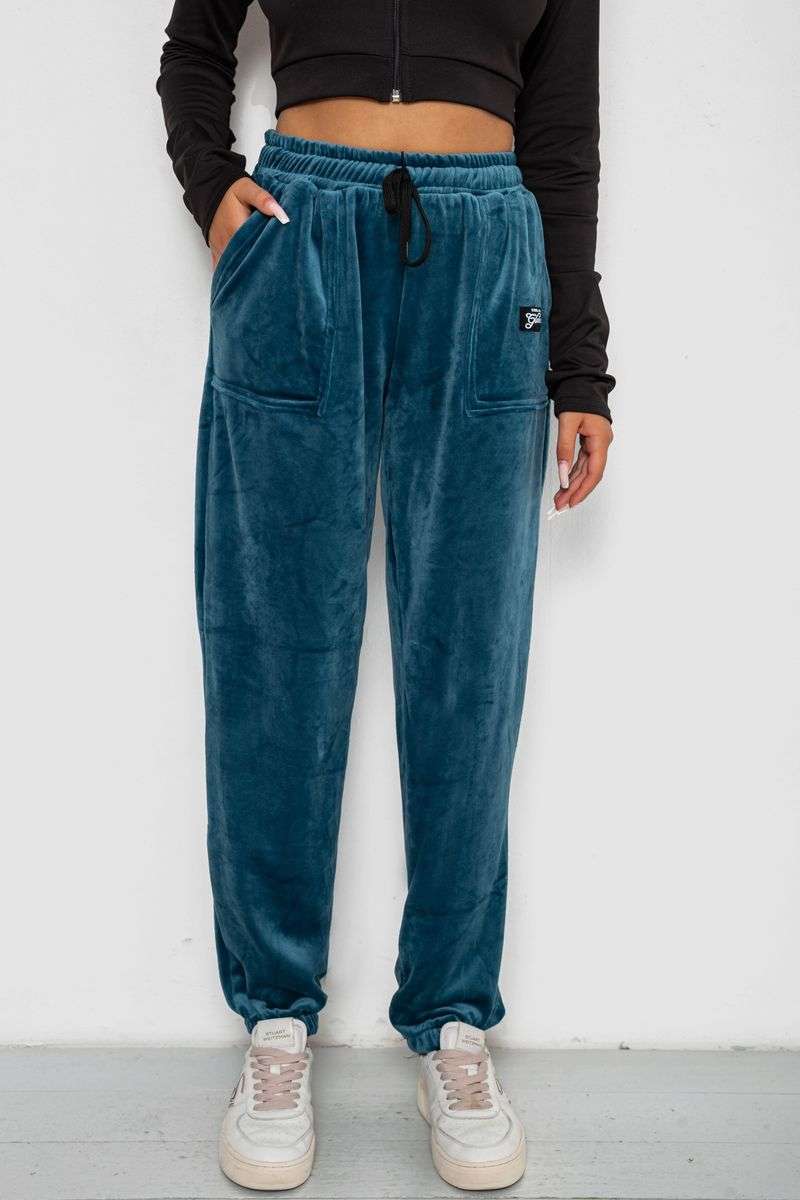 Спортивные штаны велюровые женские на флисе