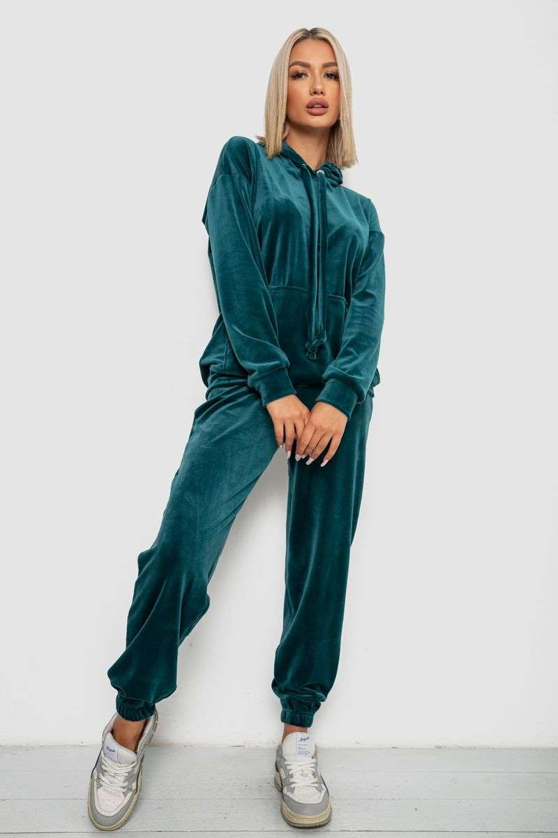 Спортивный костюм женский велюровый