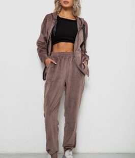 Спортивный костюм женский велюровый, цвет мокко, 257R4119