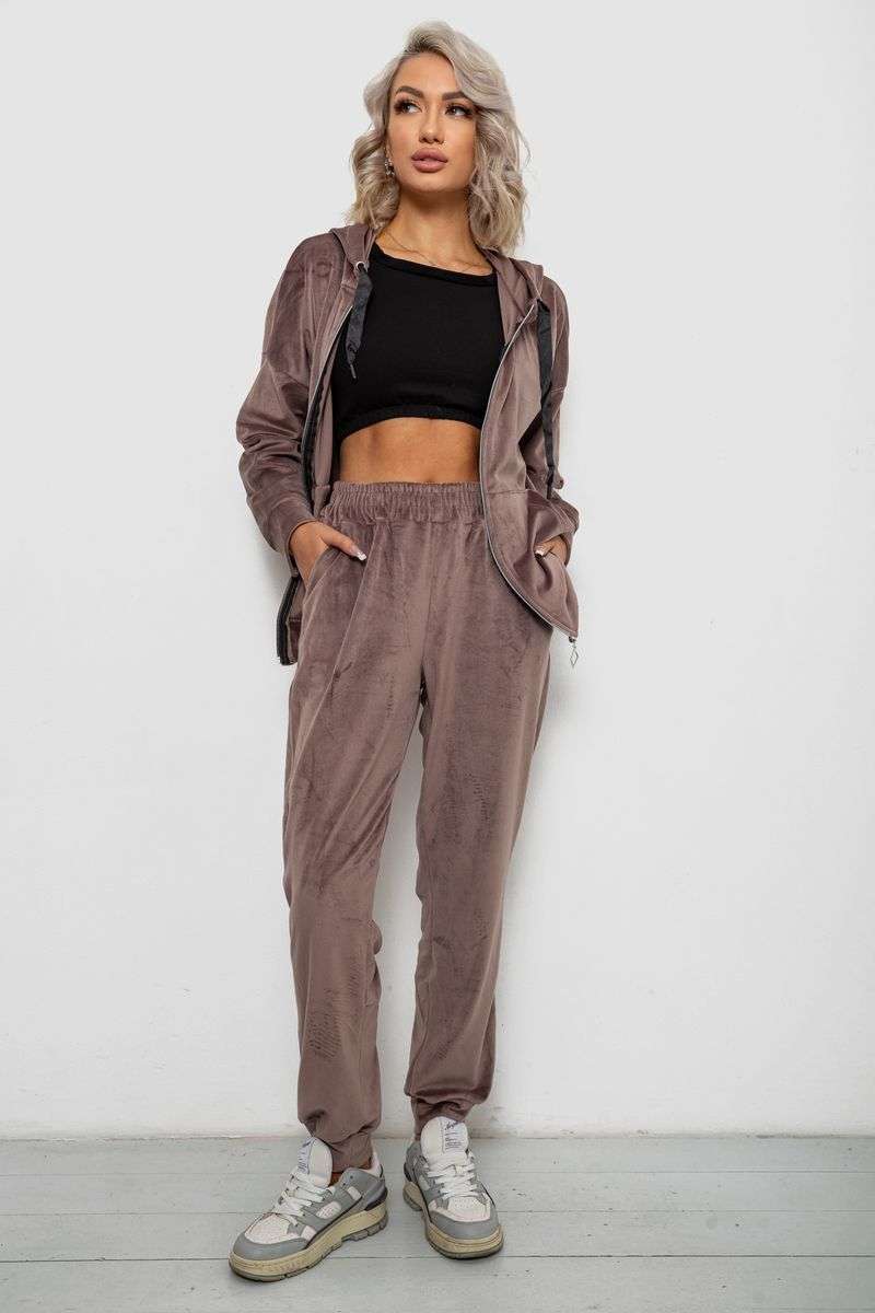 Спортивный костюм женский велюровый