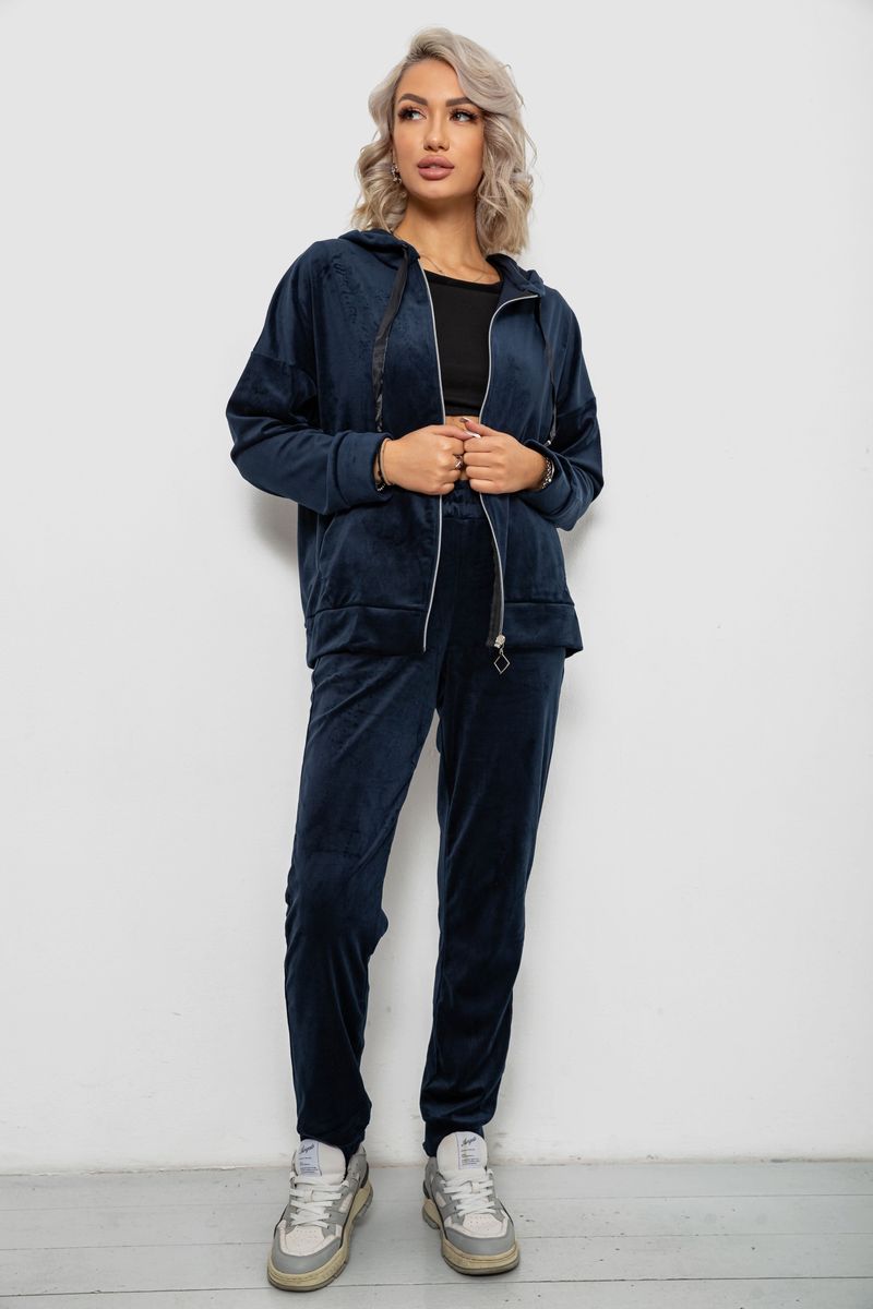 Спортивный костюм женский велюровый