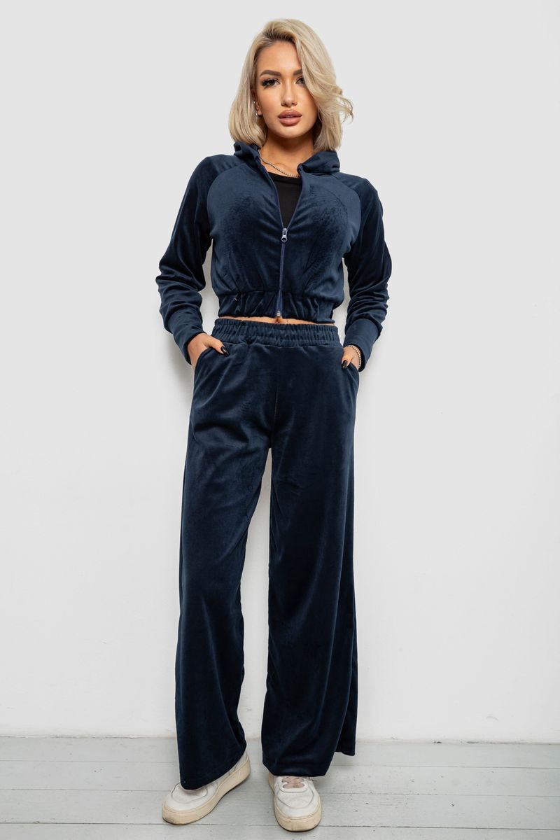 Спортивный костюм женский велюровый